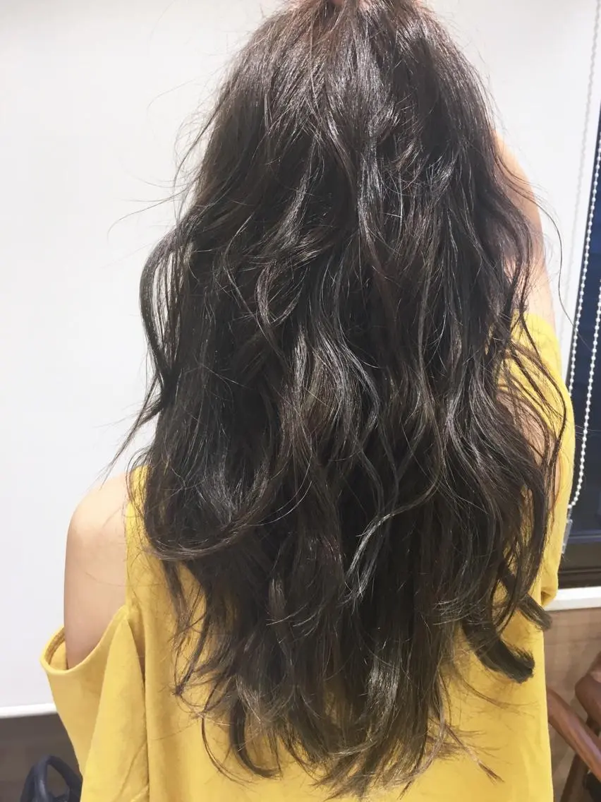 セミロング ハイライト 店長 小池アキトのヘアスタイル