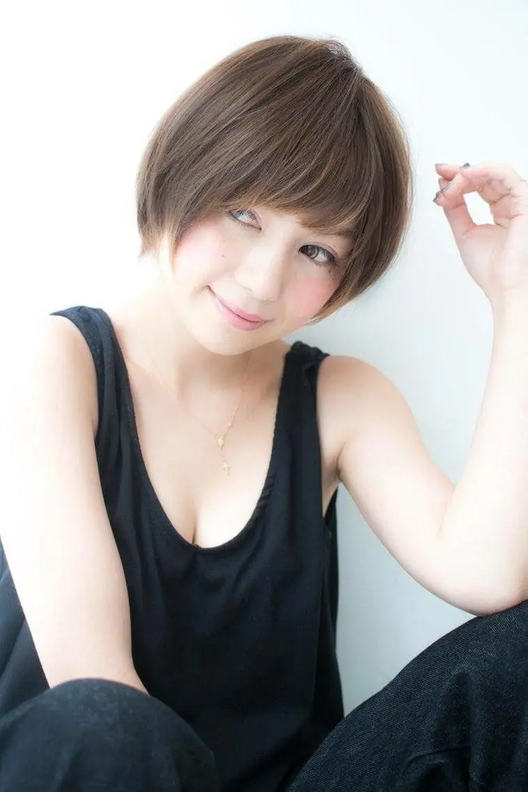 ショート ミディアム カラー 内藤 達也のヘアスタイル