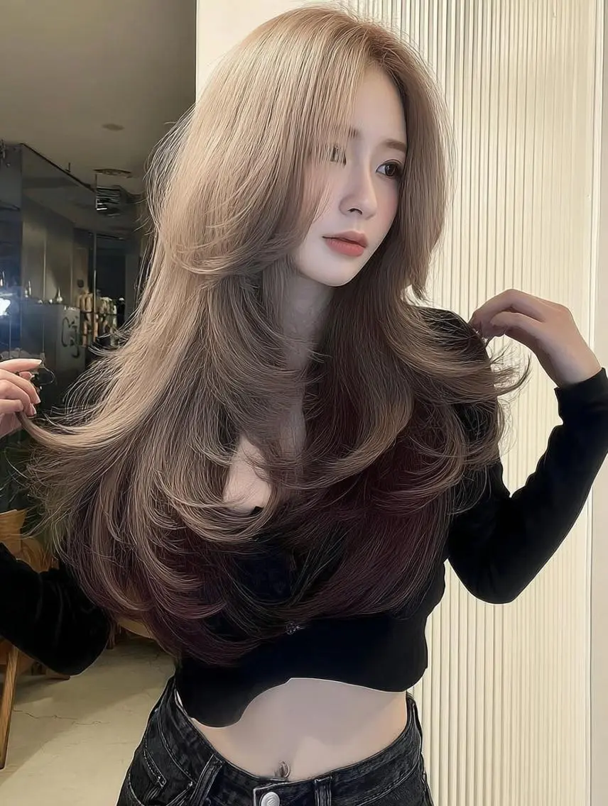 セミロング カット ヘアカラー トリートメント 青木 りおのヘアスタイル