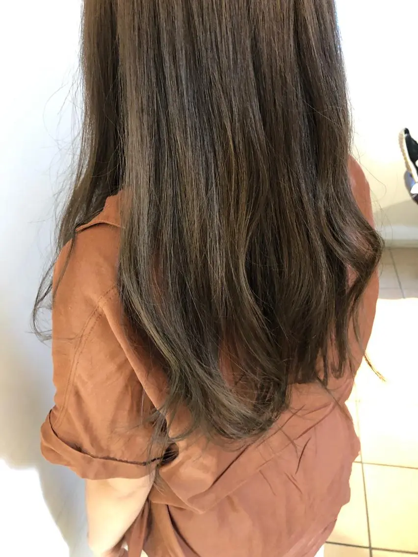 セミロング カラー ベージュカラー ヘーゼル カット ヘアカラー トリートメント 韓国hair ·͜· watanabeのヘアスタイル