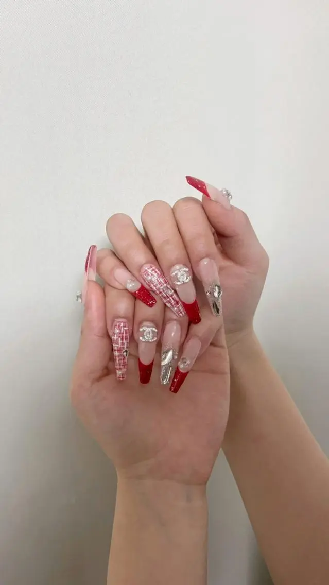 ロング NENENAIL 【シヨン】のネイルデザイン