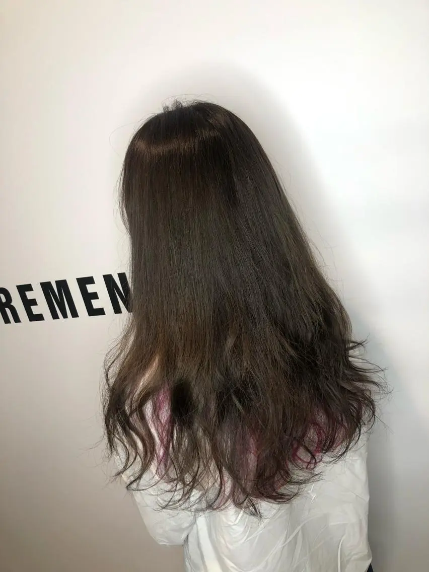 ロング カラー ピンクカラー 宮下 愛璃紗のヘアスタイル