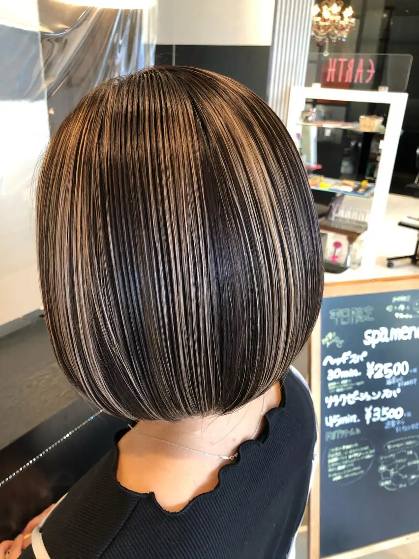 ショート カラー ハイライトカラー ハイライト 横倉 宏樹のヘアスタイル
