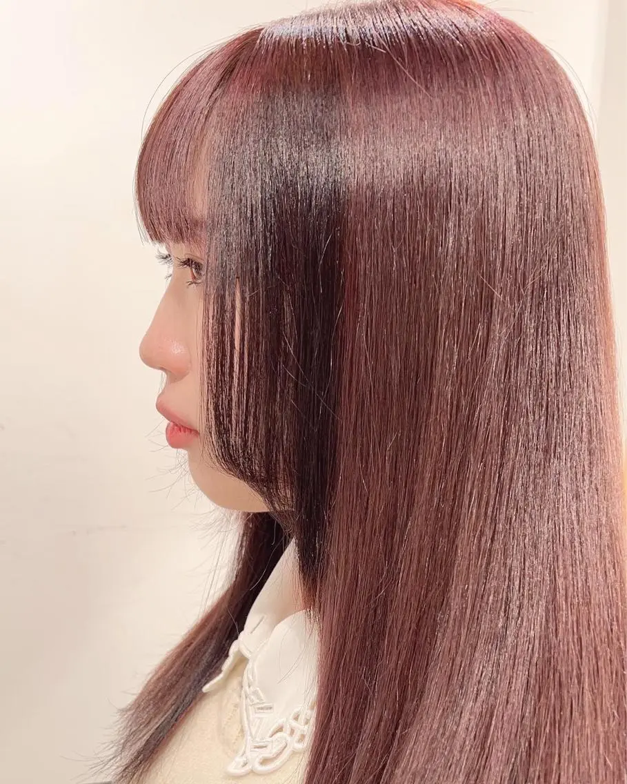 ロング カラー 黒髪 ピンクカラー スキバサミを使わない カット🌼唯🌼のヘアスタイル