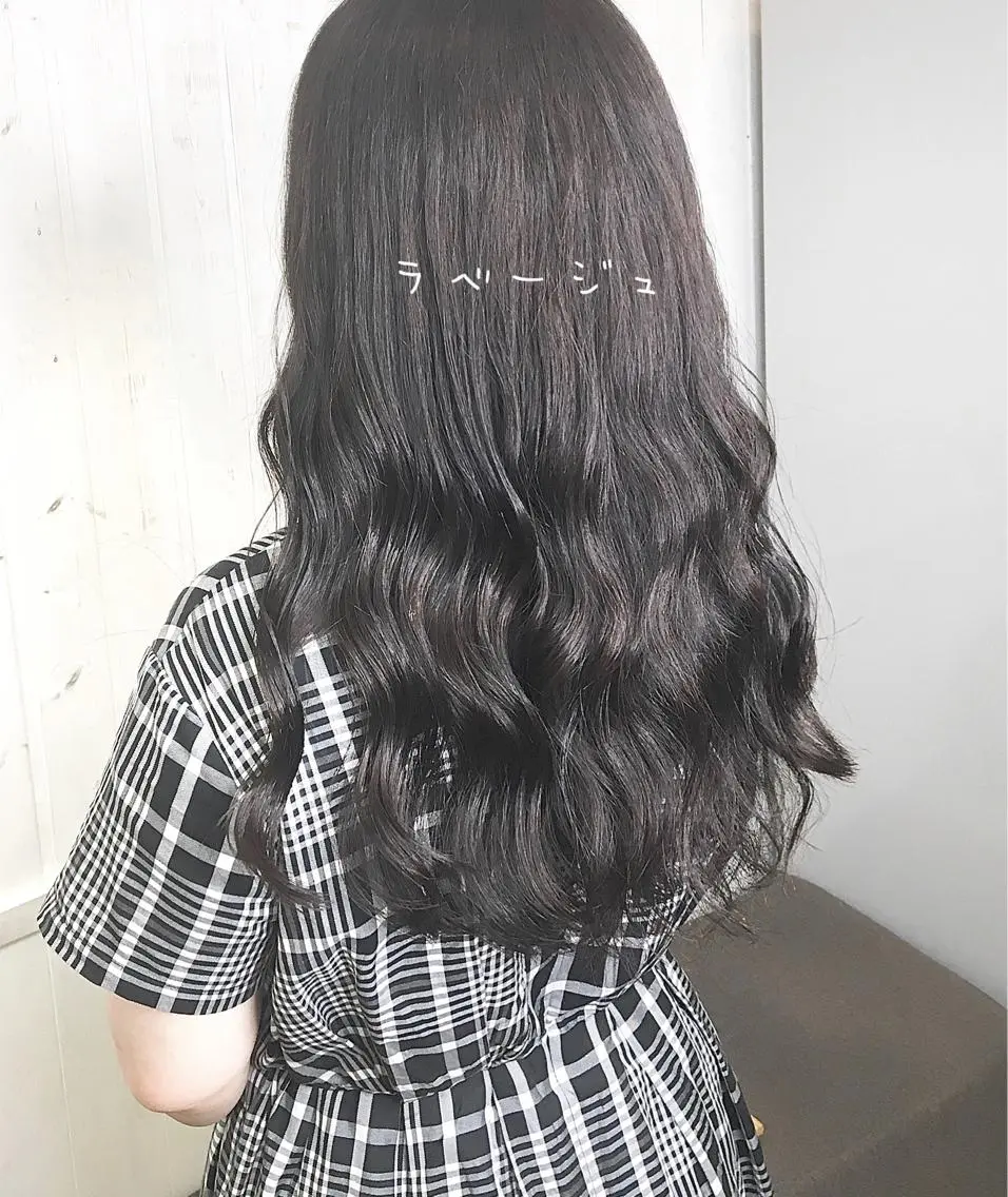 セミロング ☀️透明感color KURO☀️のヘアスタイル