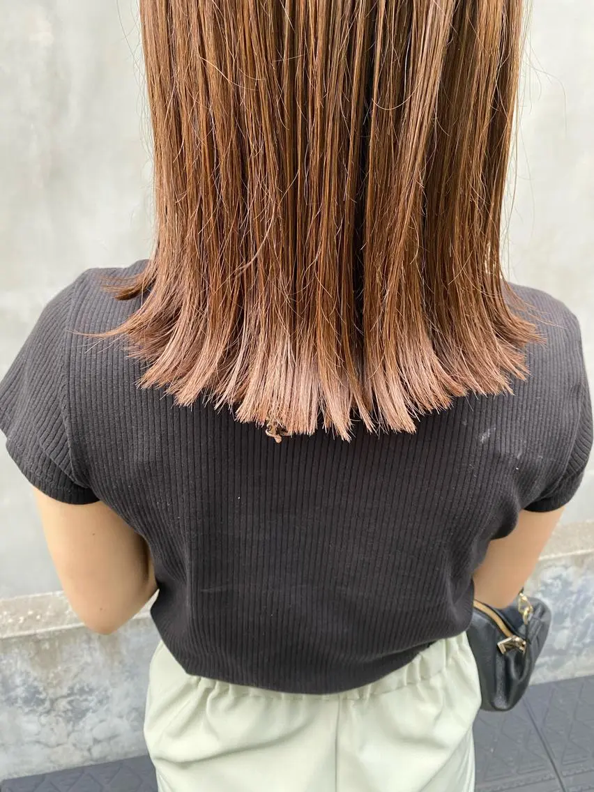 ミディアム カラー パーマ ヘアアレンジ メンズ キッズ ネイル マツエク・マツパ ベージュカラー インナーカラー/ KANAのヘアスタイル