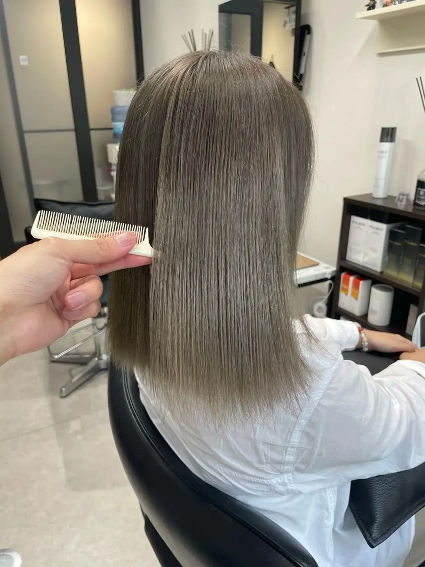 ミディアム カラー ヘアカラー トリートメント 髪質改善will hairdesignのヘアスタイル
