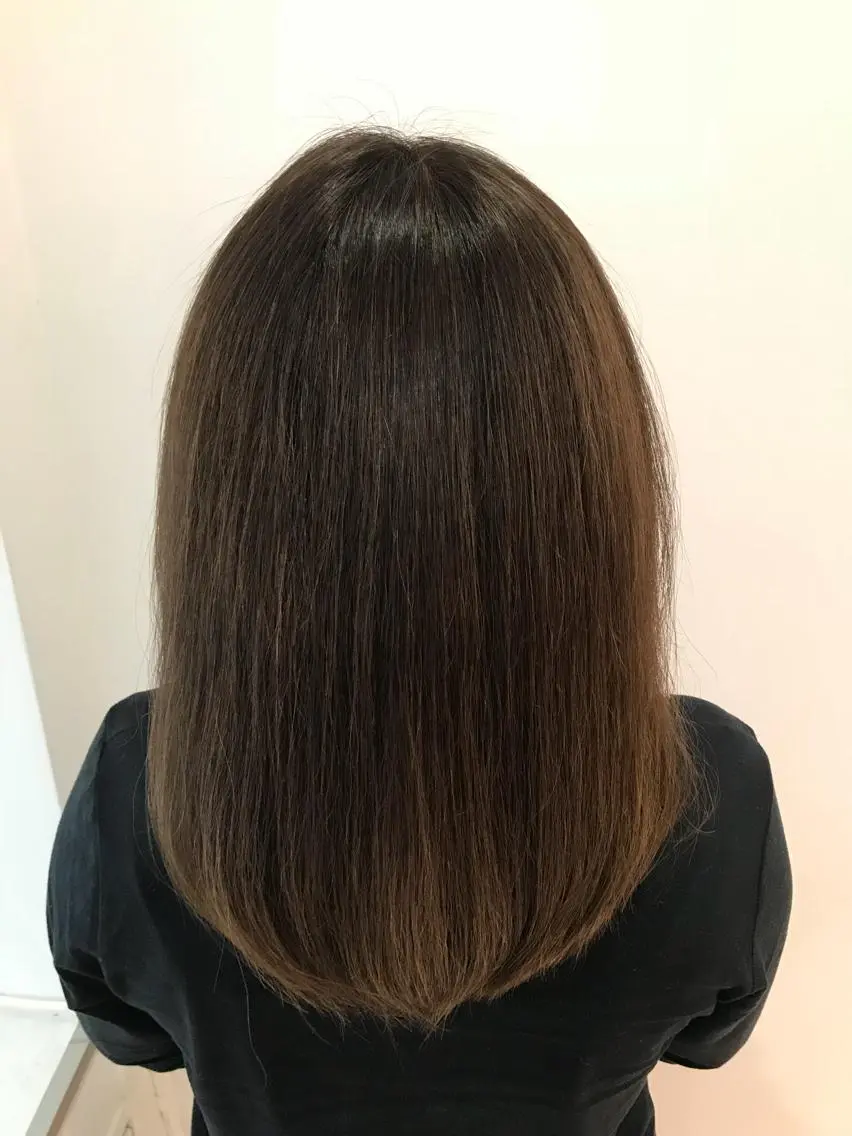 ミディアム ミディアムパーマ くせ毛 髪質改善 ウルフカット レイヤーカット上柿のヘアスタイル