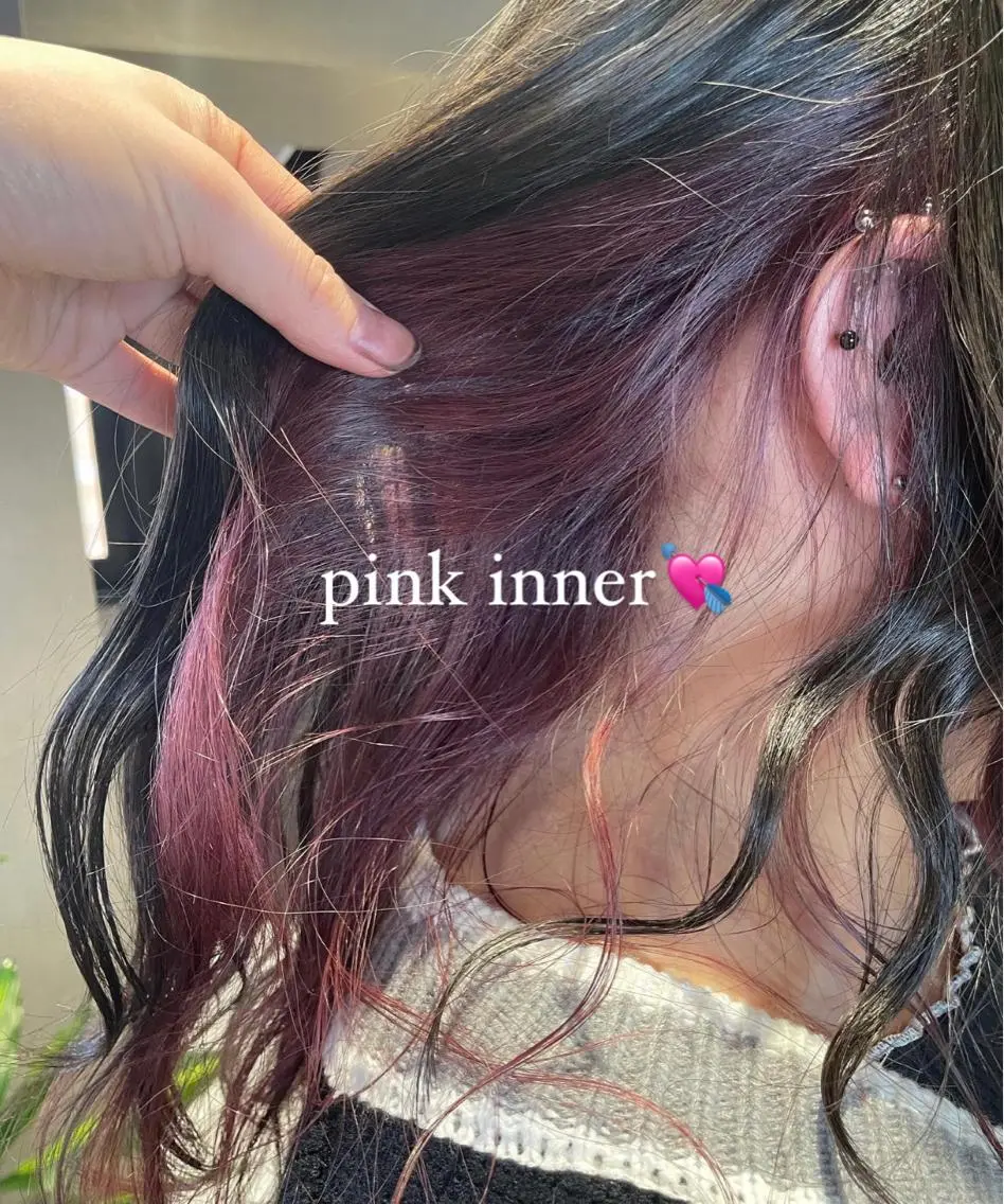 セミロング カラー ピンクカラー さと ちはるのヘアスタイル