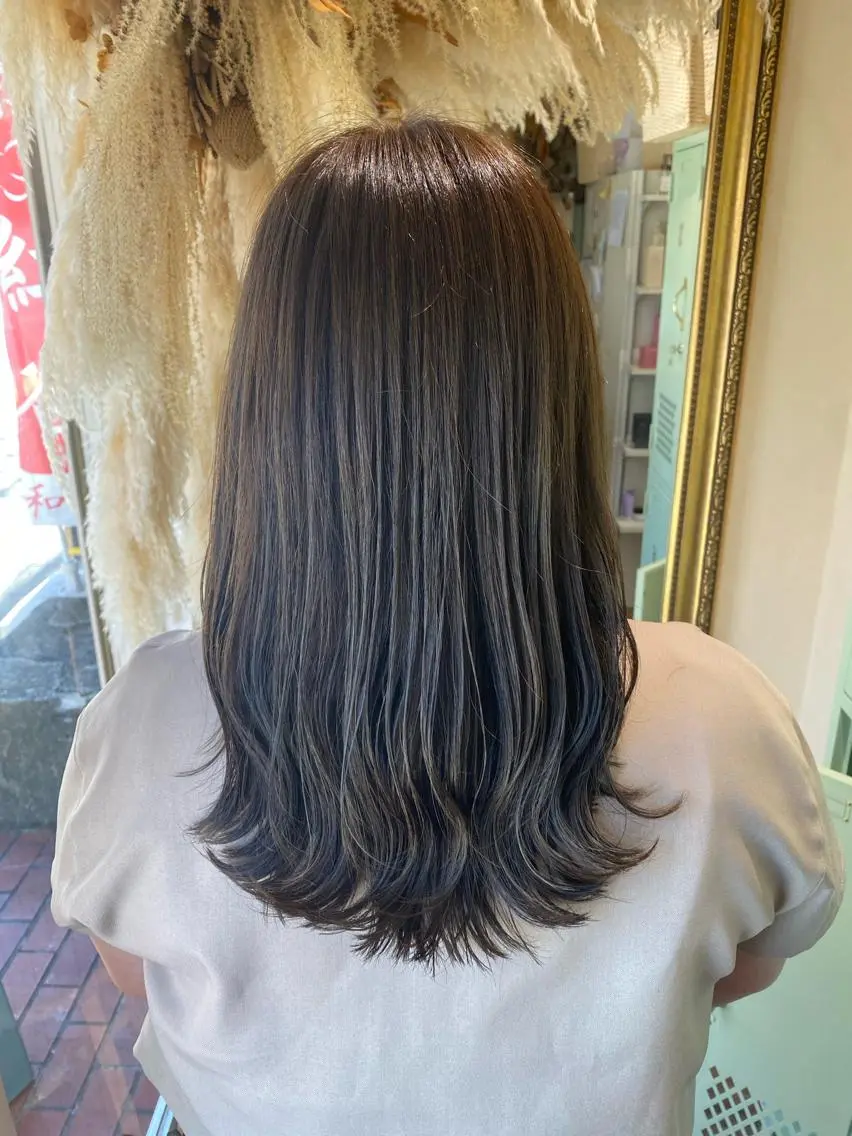 ミディアム カラー カット ヘアカラー トリートメント 透明感カラー/韓国 ヘア🩶yuri🩵のヘアスタイル