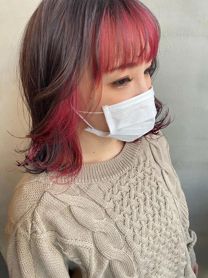 ショート カラー ヘアアレンジ インナーカラー くびれヘア 外国人風カラー 学生 レイヤーカット 夜23時まで予約🉑 reverieあきらのヘアスタイル