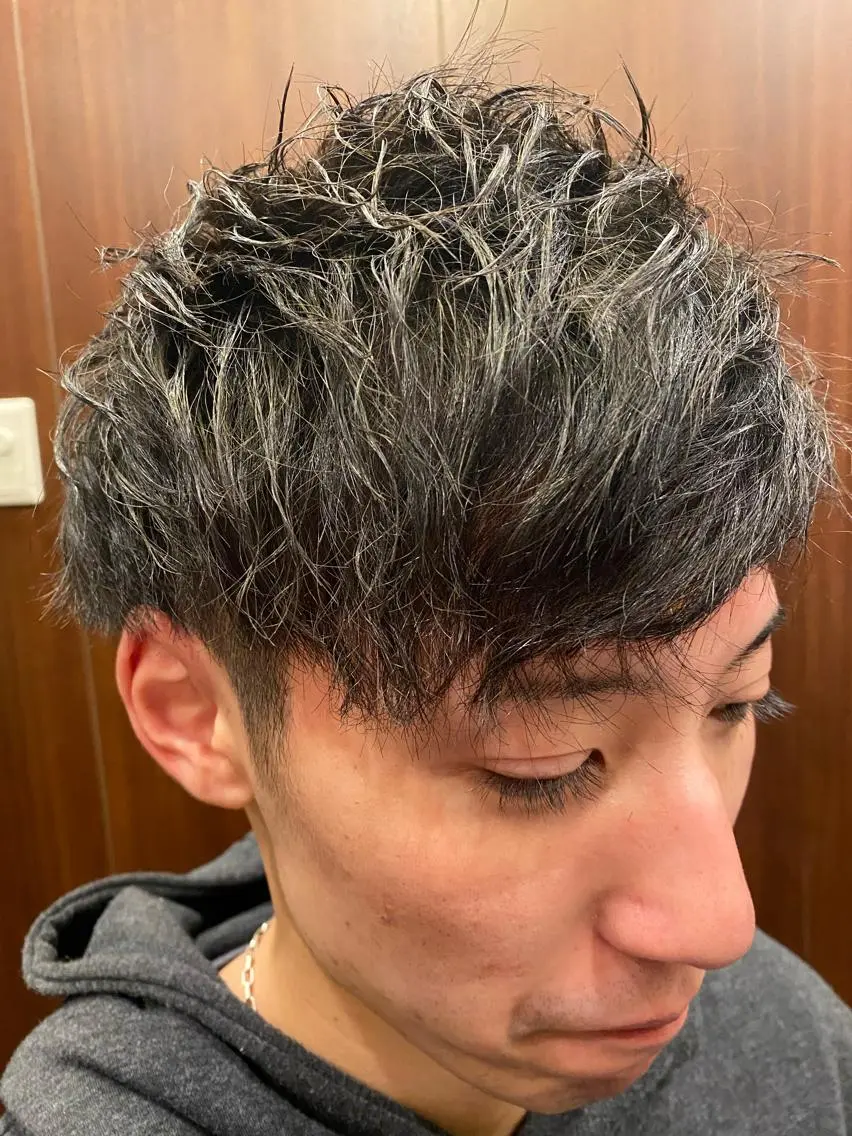 ミディアム 小島 史也のヘアスタイル