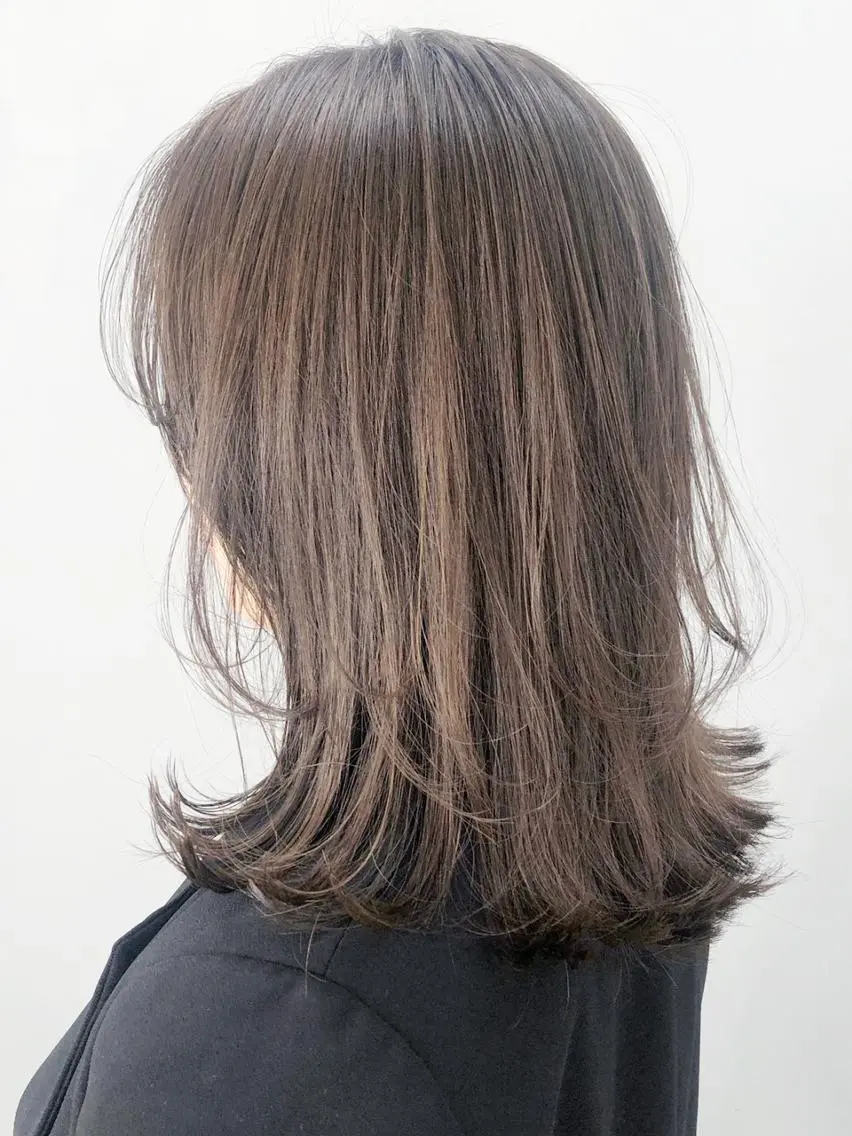 ミディアム カラー パーマ ヘアアレンジ アッシュ ベージュカラー ITbyALBUM 中野店のヘアスタイル