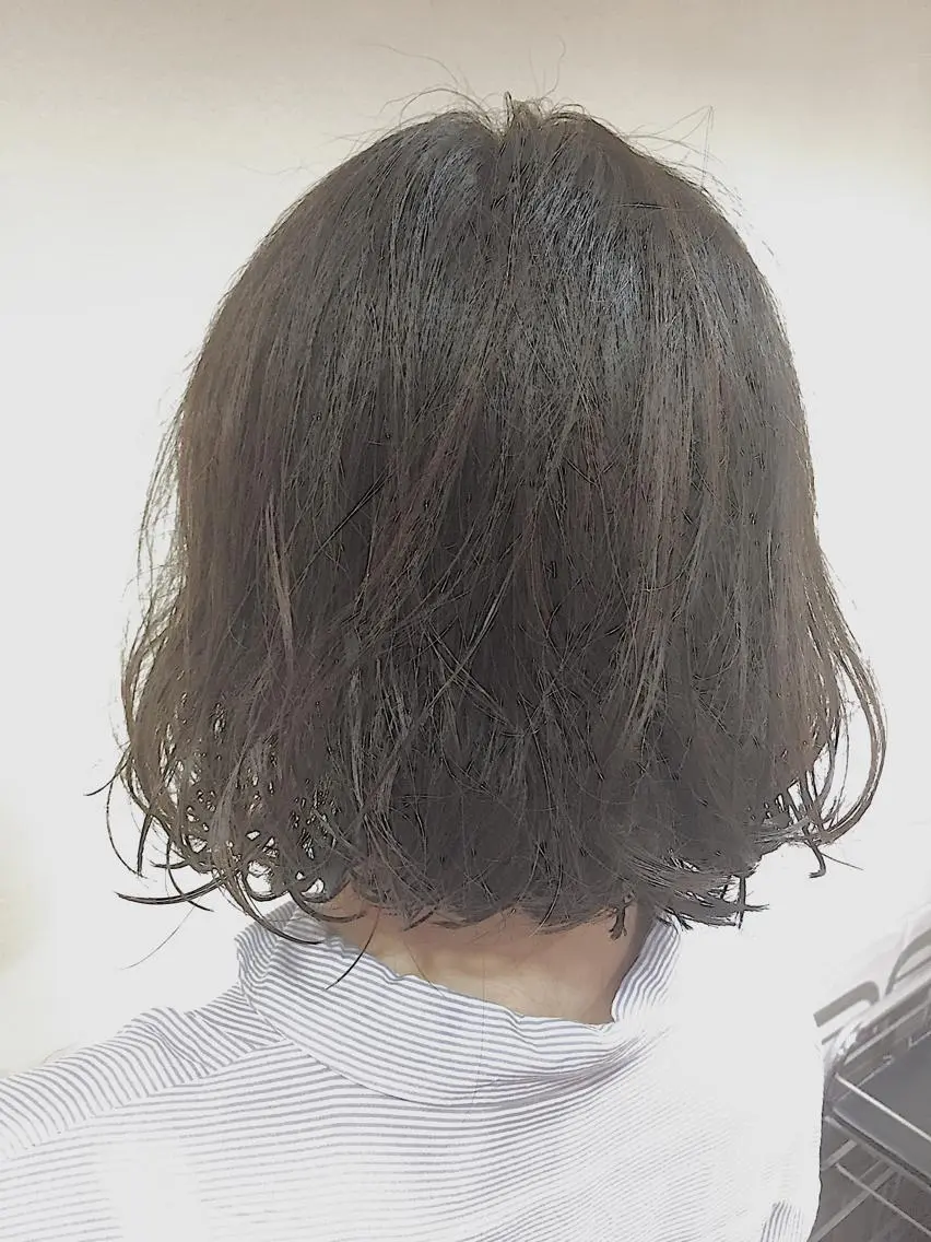 ショート カラー パーマ ショートヘア 外ハネヘア 可愛いを作る神 ナオヒロのヘアスタイル