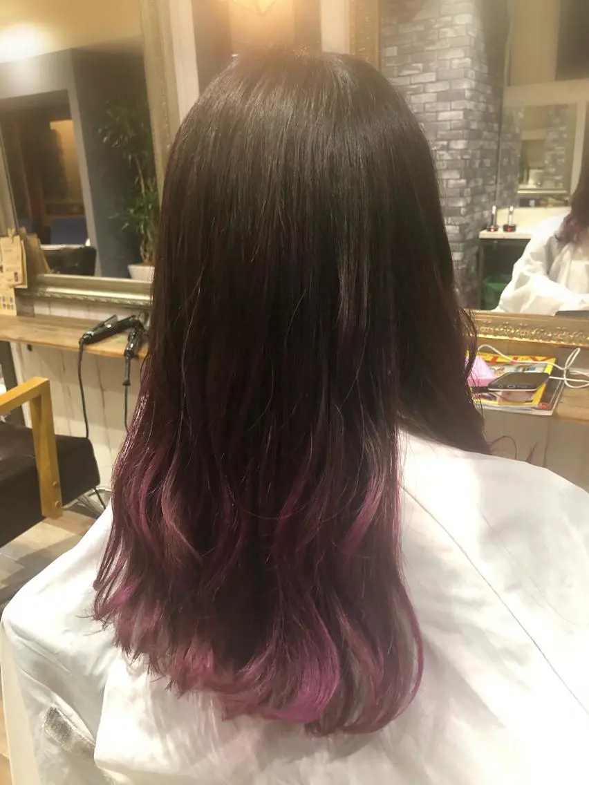 ミディアム レイヤーカット ヘアカラー トリートメント 山崎 晃治のヘアスタイル