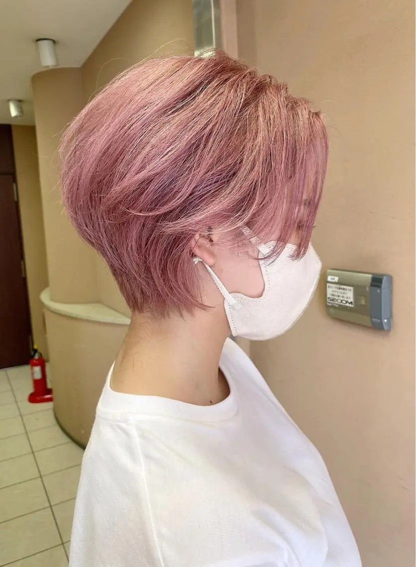 ショート ボブ 韓国風ヘア 似合わせカット ショートヘア ハイトーン特化サロン 🍑momo🍑のヘアスタイル