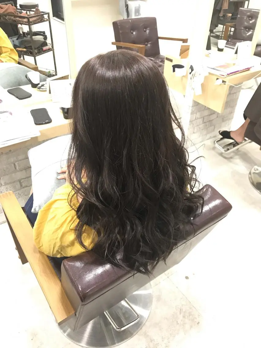 ロング カラー ダークグレー ダークグレージュ グレージュ マンツーマン/透明感 foi hairのヘアスタイル