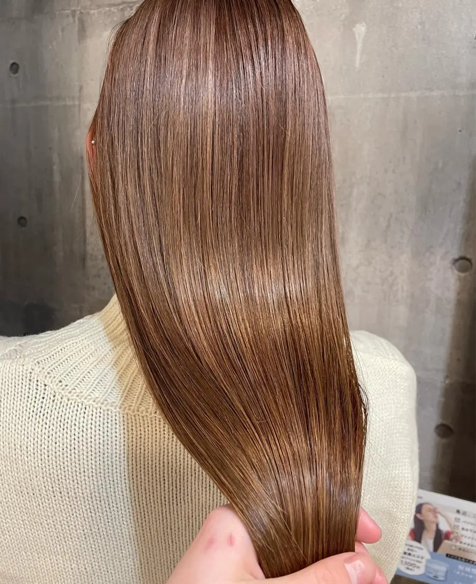 ロング カット ヘアカラー トリートメント 小松崎 結花のヘアスタイル