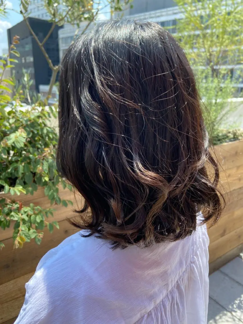 ミディアム カラー パーマ ヘアアレンジ メンズ キッズ ネイル マツエク・マツパ ビジネス メンズインナーカラー マッシュ メンズウルフカット アッシュ 久木原 ゆりのヘアスタイル