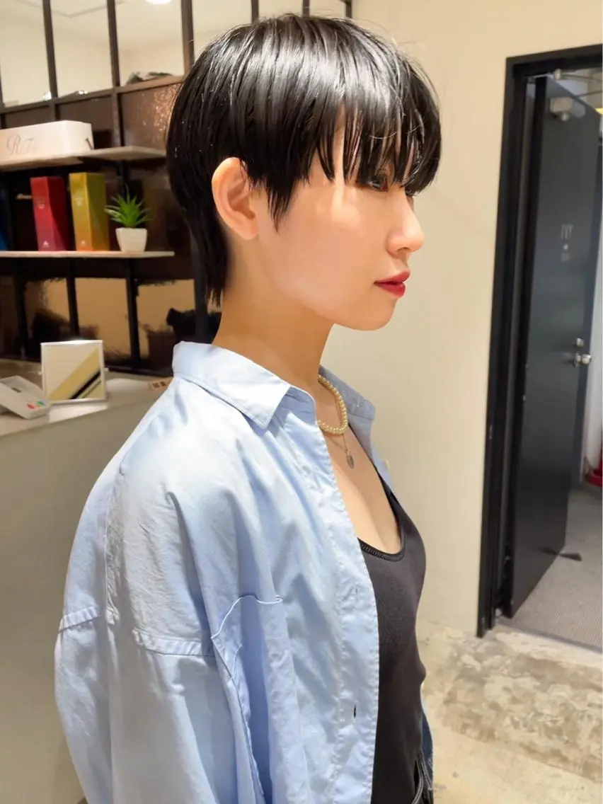 ショート カラー 黒髪 ショートヘア カット ヘアカラー トリートメント 村上雅人 ナチュラルモードのヘアスタイル