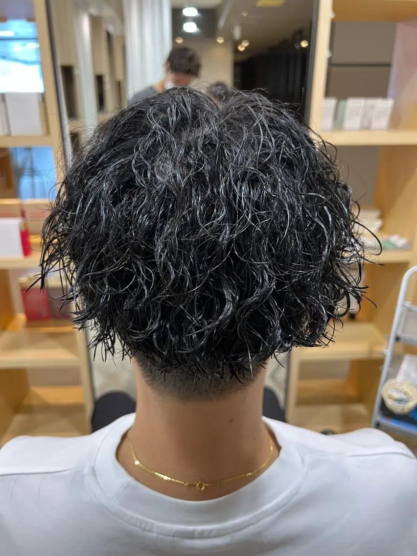 パーマ メンズ カット パーマ 心斎橋メンズサロン リベルテグリットのヘアスタイル