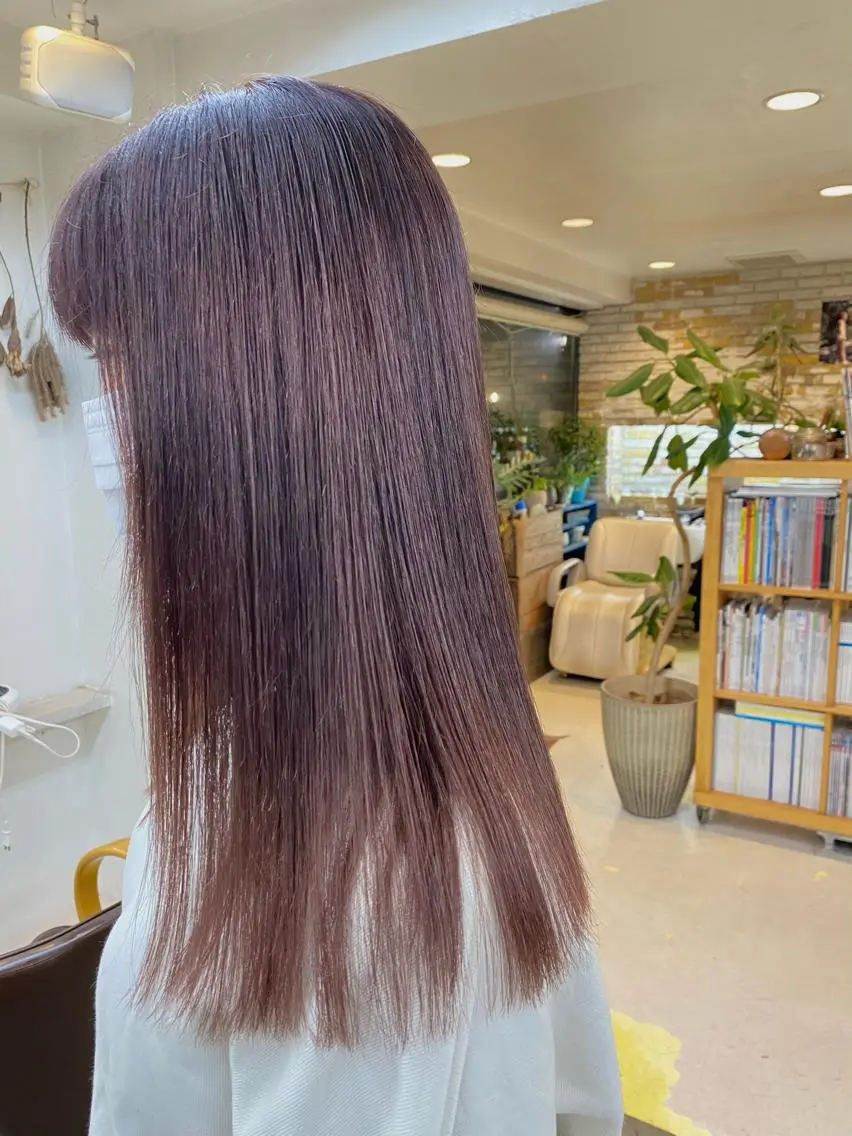 ロング パープルカラー カット ヘアカラー Moca 〰️のヘアスタイル