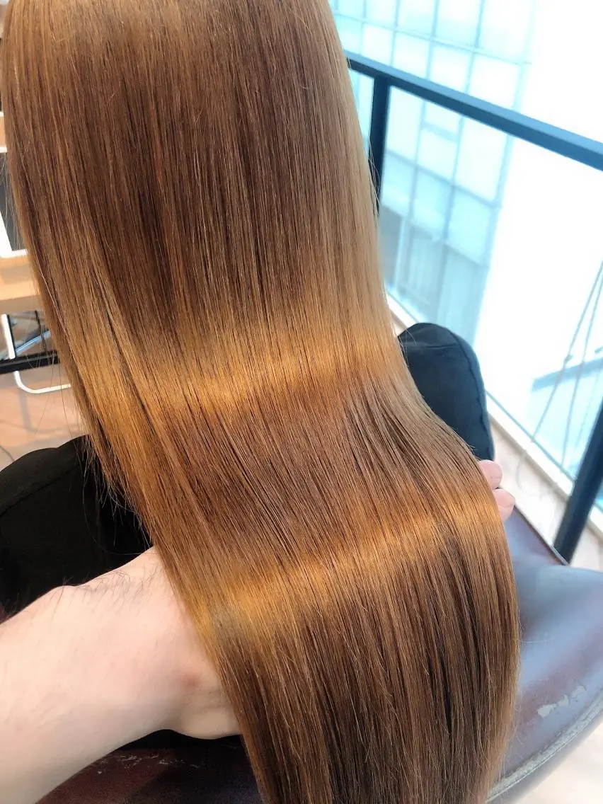 ロング カラー トリートメント 韓国🇰🇷レイヤー 映える顔周り🩷のヘアスタイル
