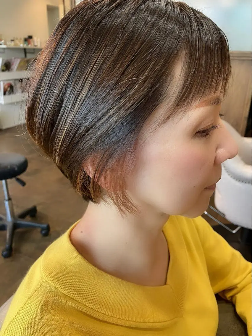 ショート カラー ブリーチ イヤリングカラー ピンクカラー Hair&Make Nahoのマツエク・マツパデザイン