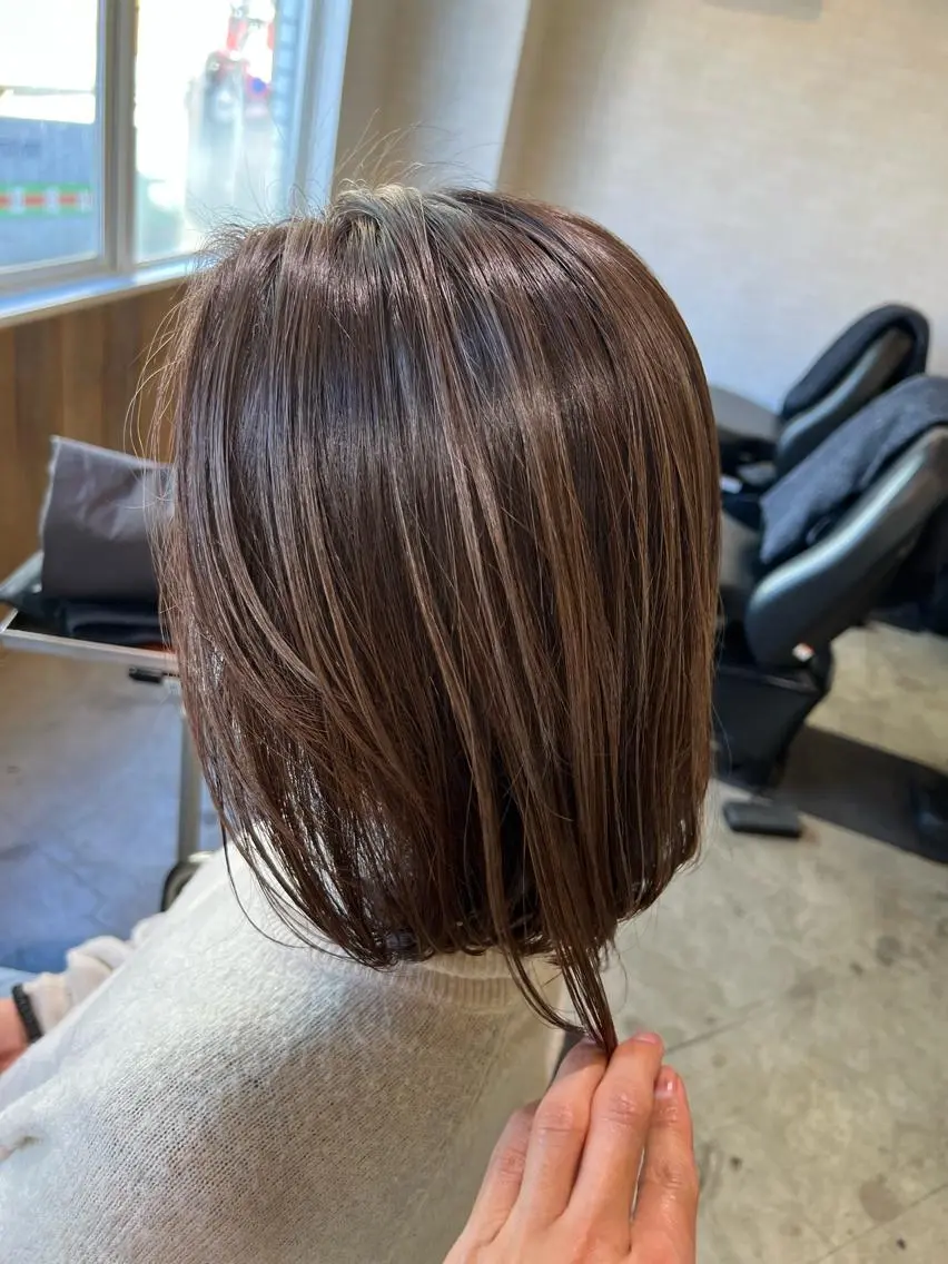 ミディアム ハイライト カット ヘアカラー 舘野 太嘉宏のヘアスタイル