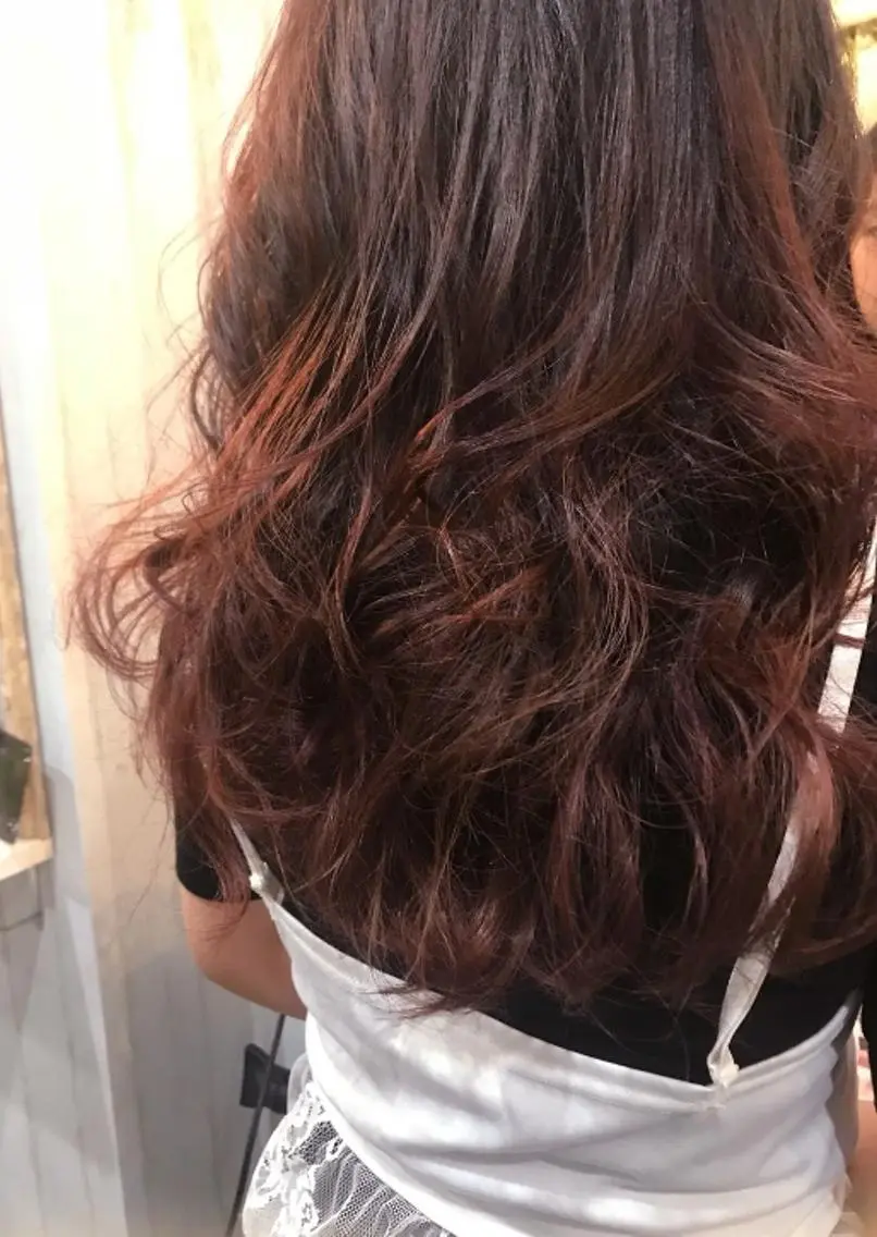 ロング カラー パーマ ヘアアレンジ チビ編み込みエクステ シールEXどぅ〜すのヘアスタイル