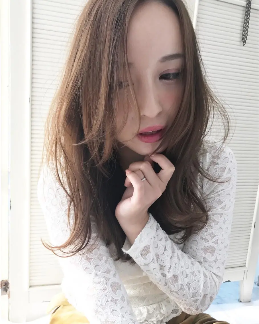 ロング ハイライト エクステ(レミー毛) NINEのヘアスタイル