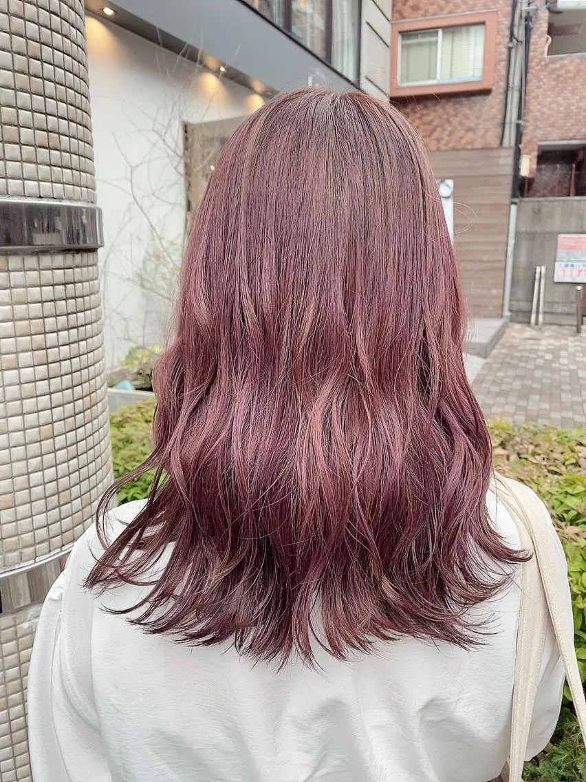 ミディアム 🩵ララモアナ nazu🩵のヘアスタイル