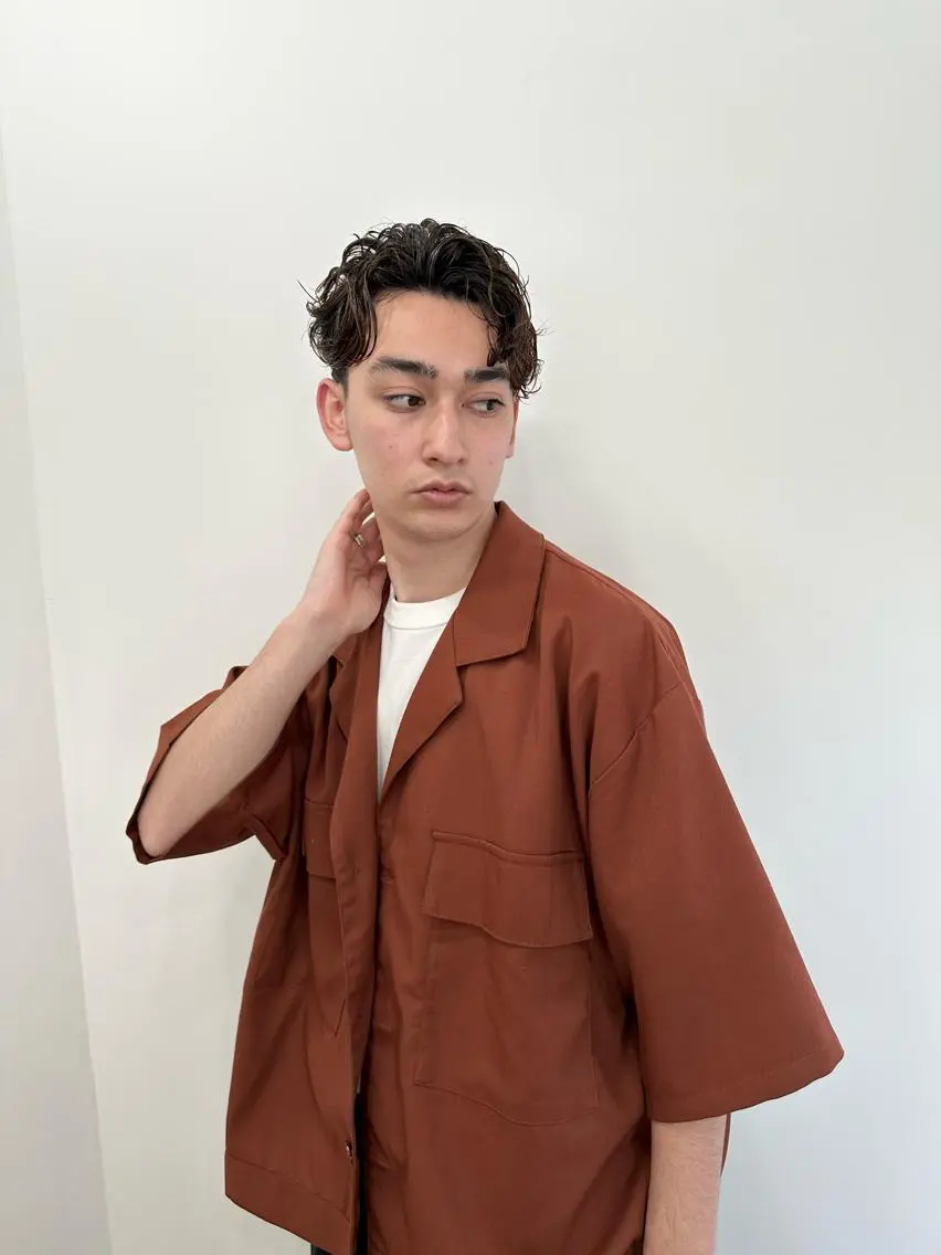 ショート メンズ メンズバレイヤージュ メンズブリーチ メンズハイライト メンズインナーカラー メンズ韓国風 朝がラクになるパーマ トウバルタイキのヘアスタイル