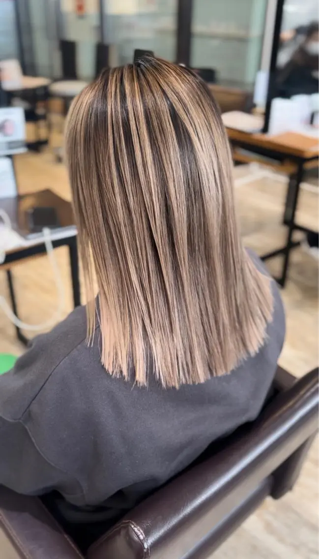 ロング カット ヘアカラー レイヤーカット TAIKIのヘアスタイル