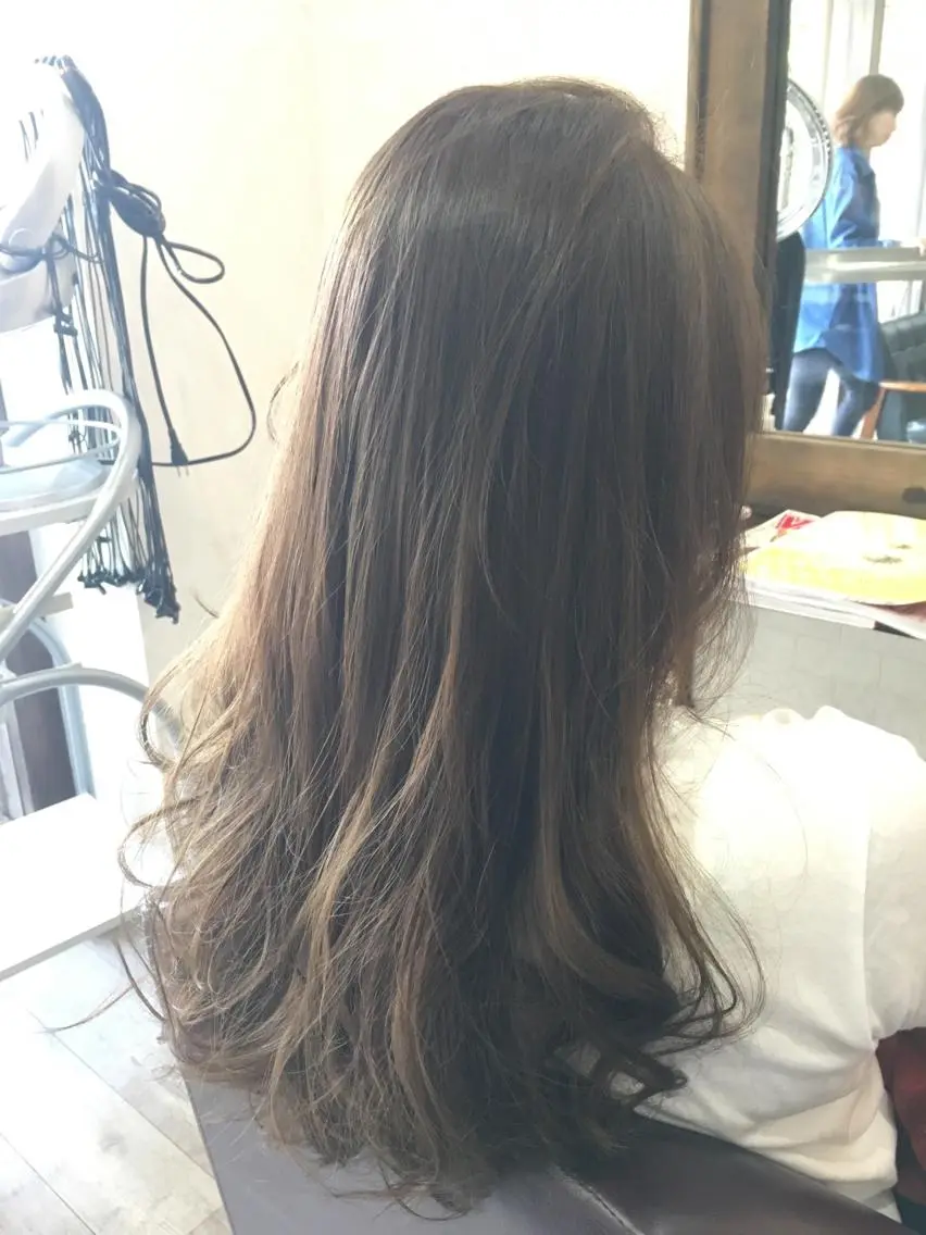 ロング カラー アッシュ ピンクカラー ピンクアッシュ 松本 亮のヘアスタイル
