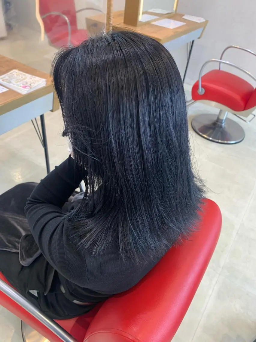 セミロング カラー ハイライトカラー ハイライト ayumi🌈 インナーカラー🌈のヘアスタイル