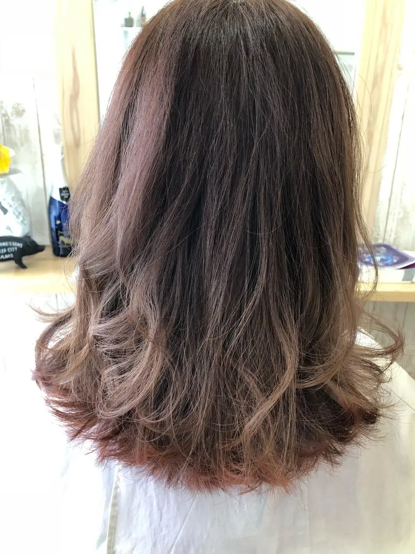 ミディアム カラー 安陪 寛史のヘアスタイル
