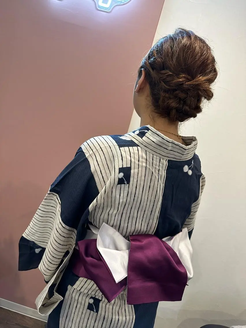 セミロング ヘアアレンジ pep natsumiのヘアスタイル