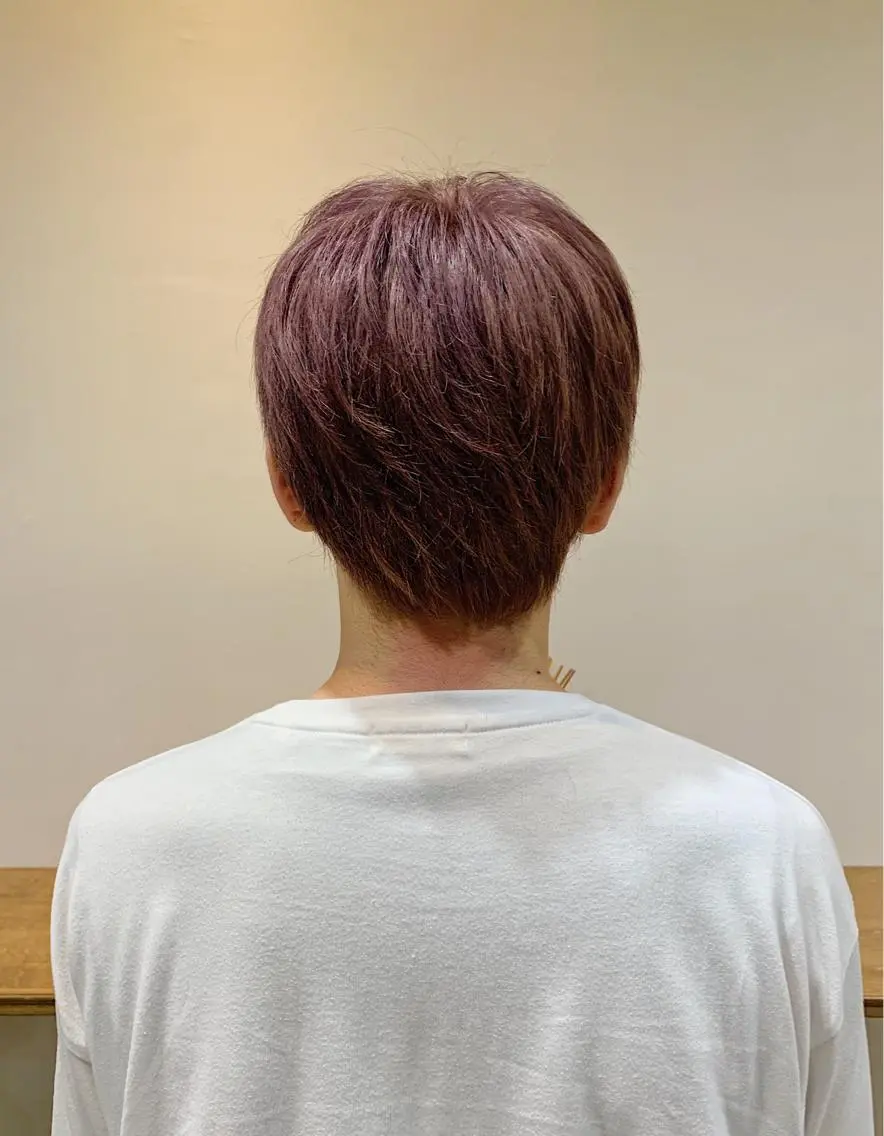 ショート ヘアカラー トリートメント ヘアセット ハイトーン/レイヤー 💜Akaneのヘアスタイル
