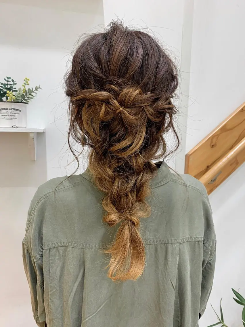 ロング ヘアセット ヘアアレンジ にいた かづしげのヘアスタイル