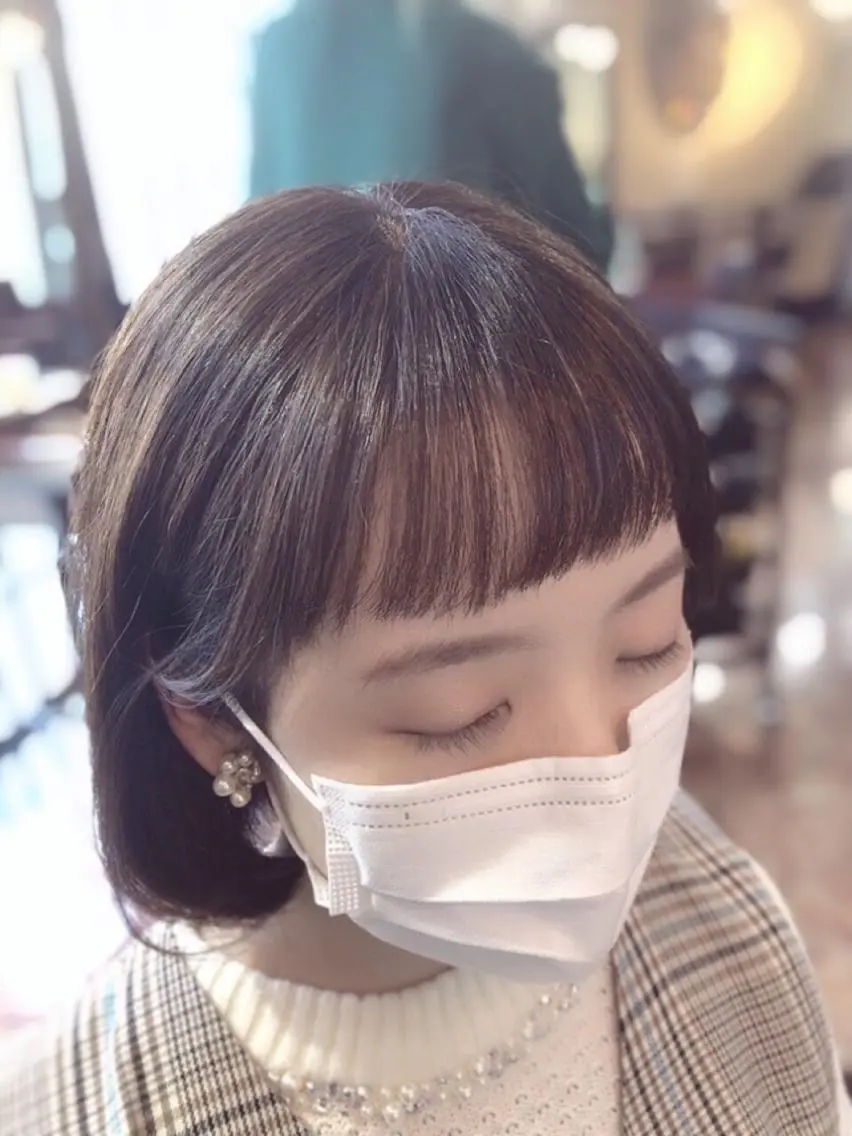 ショート カラー シースルーバング カット ヘアカラー 縮毛矯正 菊池 貢平のヘアスタイル