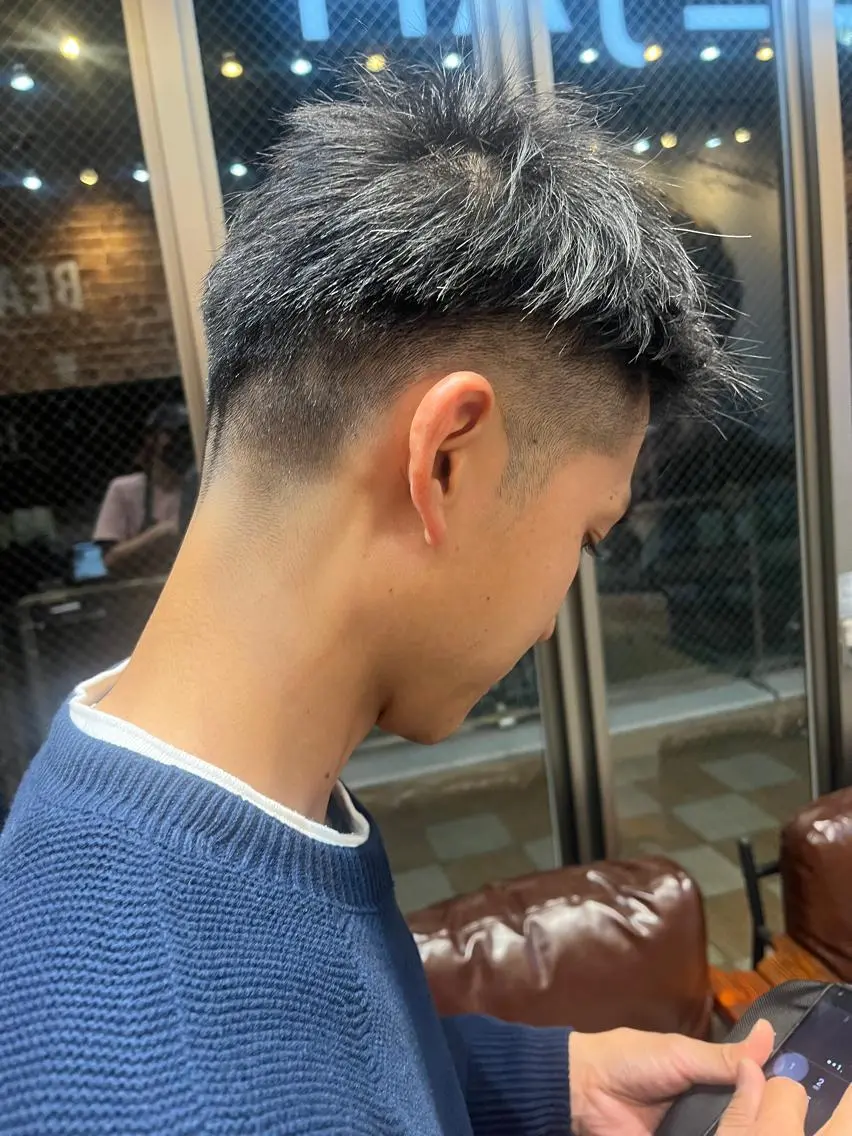 ショート カラー パーマ ヘアアレンジ メンズ キッズ ネイル マツエク・マツパ アイブロウ メンズブリーチ メンズハイライト メンズインナーカラー メンズ韓国風 ブリーチ 久木原 ゆりのヘアスタイル