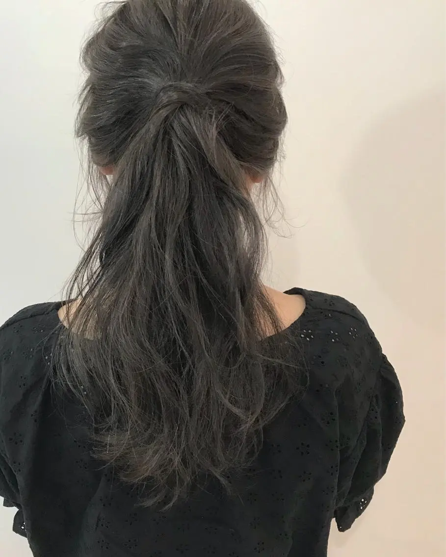 カラー グレージュ カーキグレージュ ✨艶ブリーチカラー ✨四ノ宮裕己のヘアスタイル
