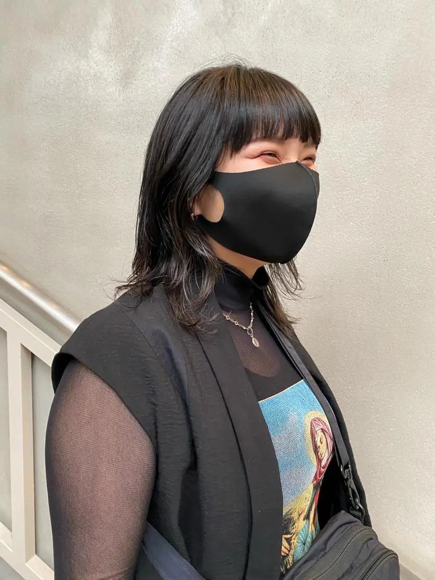 ミディアム カラー ウルフカット カット 縮毛矯正 ウルフカット 811 大阪梅田 ウルフのヘアスタイル