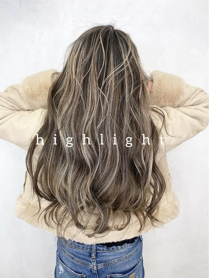 ロング カラー ハイライトカラー ハイライト トリートメント ヘアカラー まお♡レイヤーカット ×色っぽstyleのヘアスタイル