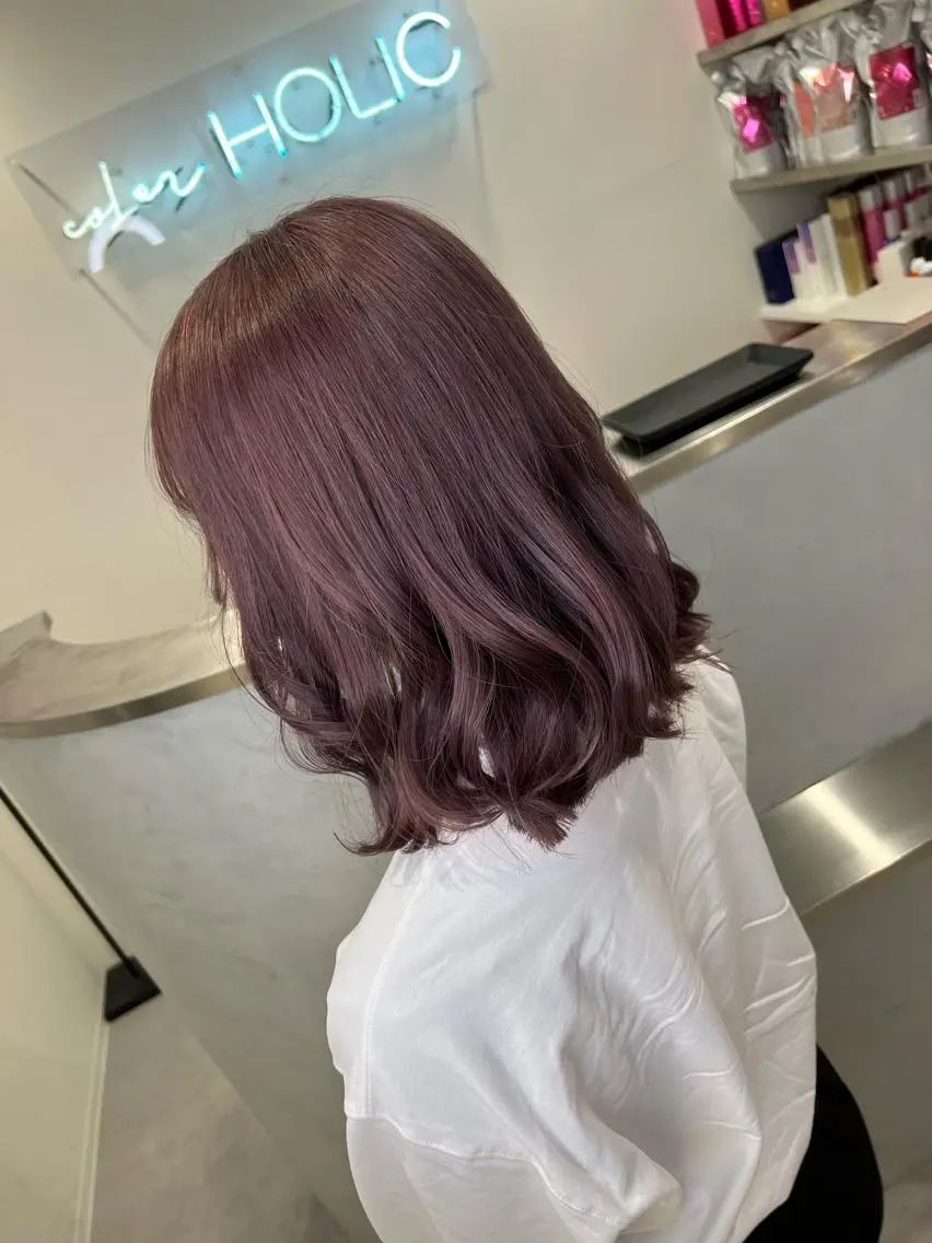 ミディアム ラベンダーベージュ ハイトーン特化サロン 💎MOCA💎のヘアスタイル