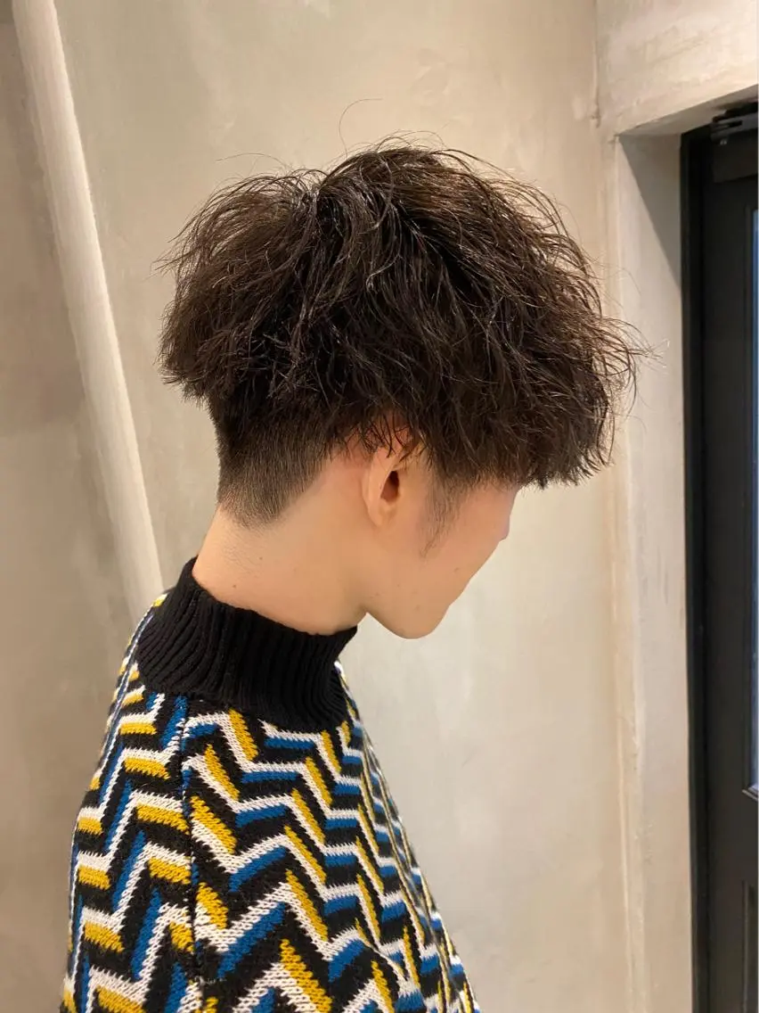 ショート 新宿/顔周りカット +レイヤー=しずく♩のヘアスタイル