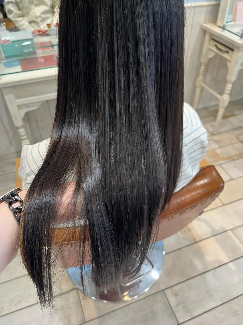 ロング 髪質改善 トリートメント 酸熱トリートメント 柔らかカラー🫧🌱 ナナコのヘアスタイル
