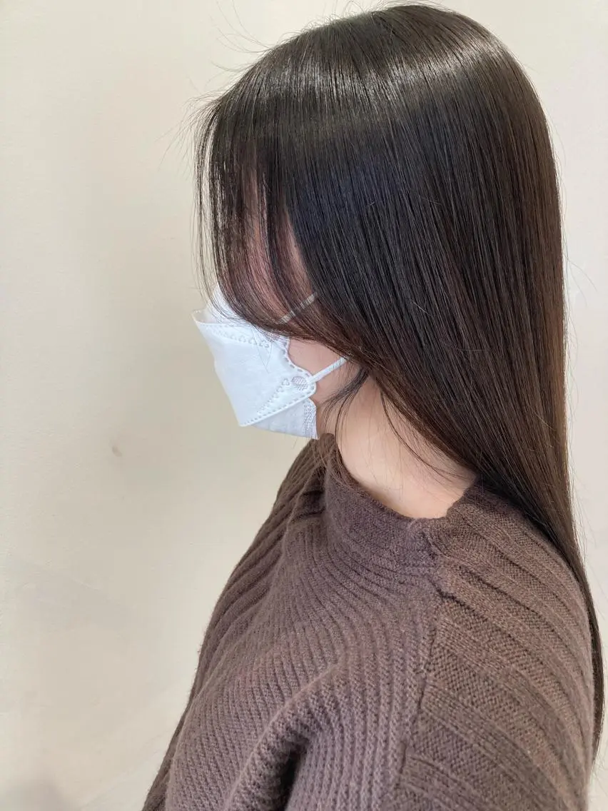 ロング カット 折本 沙織のヘアスタイル