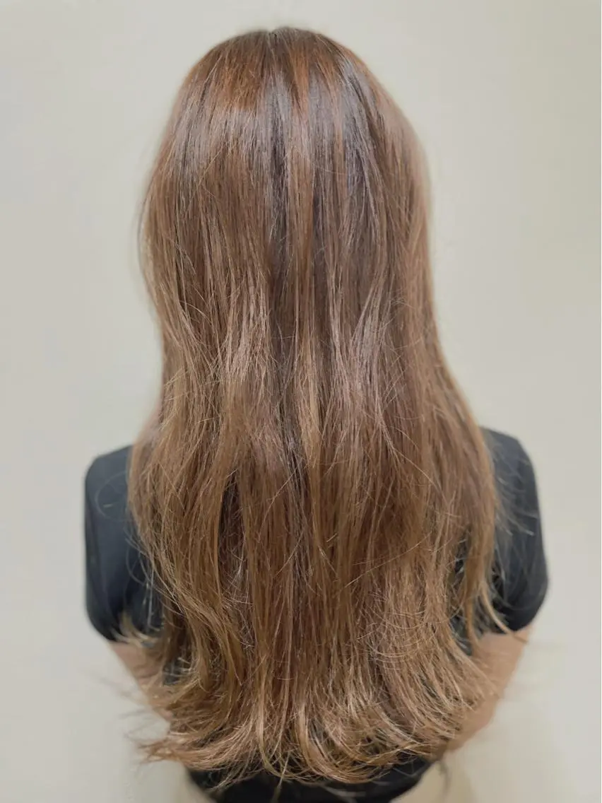ロング 昼田 羅々のヘアスタイル